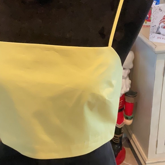 Banana Republic crop top, yellow, adjustable straps, smocked back, yellow, S,NWT - Picture 3 of 6